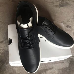 Aldo sneakers.NWT come with box.